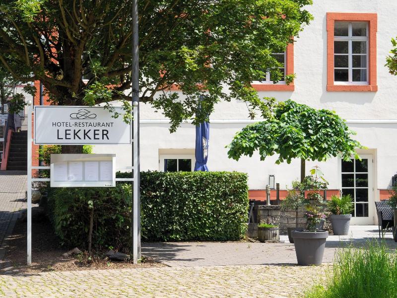 Hotel Lekker image