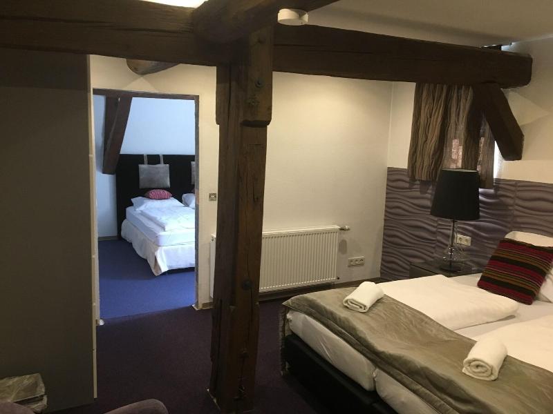 Hotel Lekker image