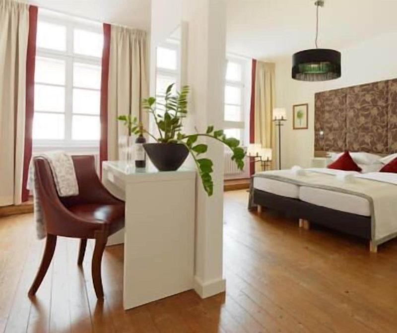 Hotel Lekker image