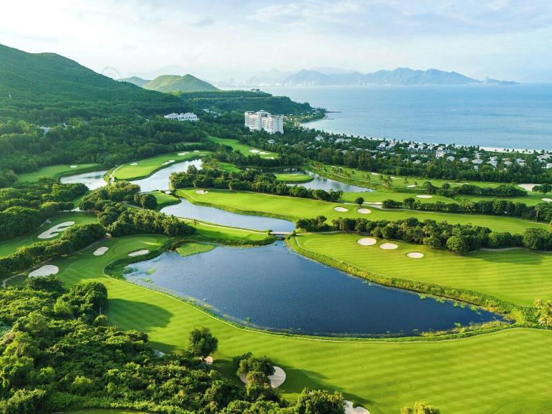 Nha Trang Marriott Resort & Spa, Hon Tre Island image