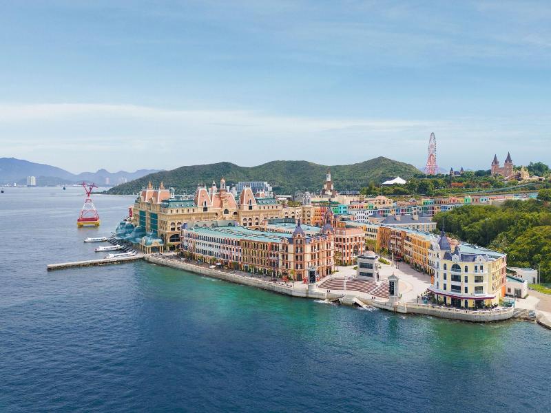 Nha Trang Marriott Resort & Spa, Hon Tre Island image