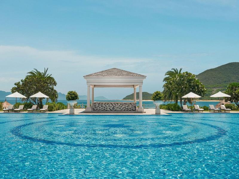 Nha Trang Marriott Resort & Spa, Hon Tre Island image