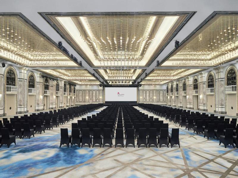 Nha Trang Marriott Resort & Spa, Hon Tre Island image