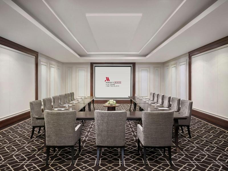 Nha Trang Marriott Resort & Spa, Hon Tre Island image