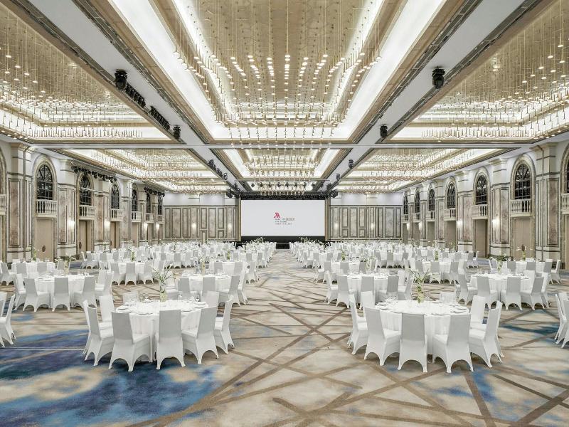 Nha Trang Marriott Resort & Spa, Hon Tre Island image