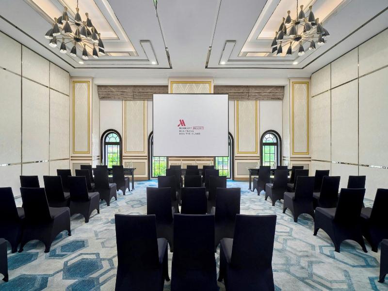 Nha Trang Marriott Resort & Spa, Hon Tre Island image
