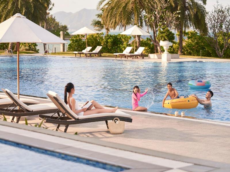 Nha Trang Marriott Resort & Spa, Hon Tre Island image