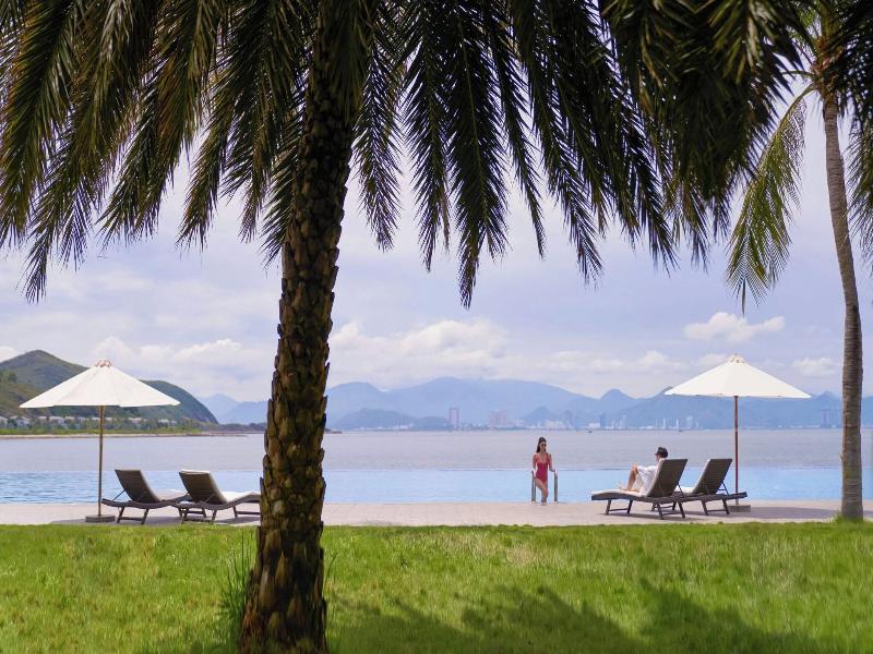 Nha Trang Marriott Resort & Spa, Hon Tre Island image