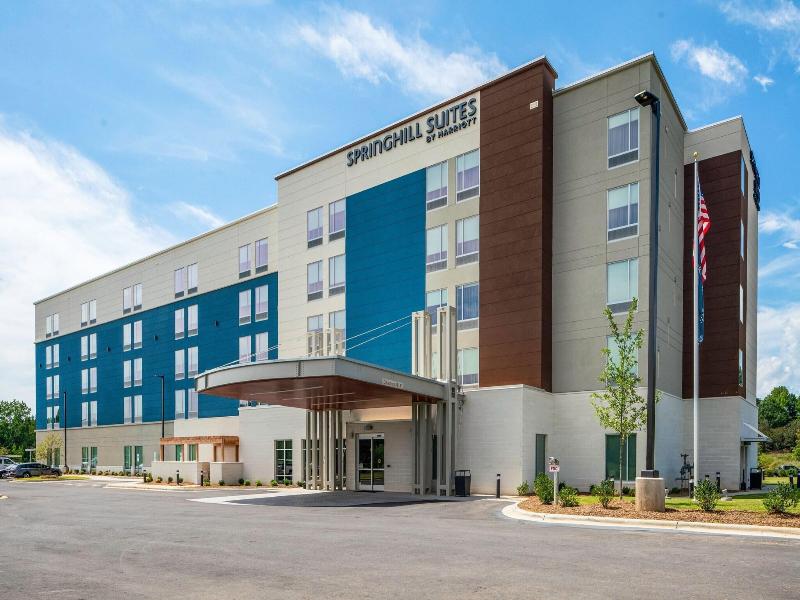 Springhill Suites Charlotte Airport Lake Pointe image
