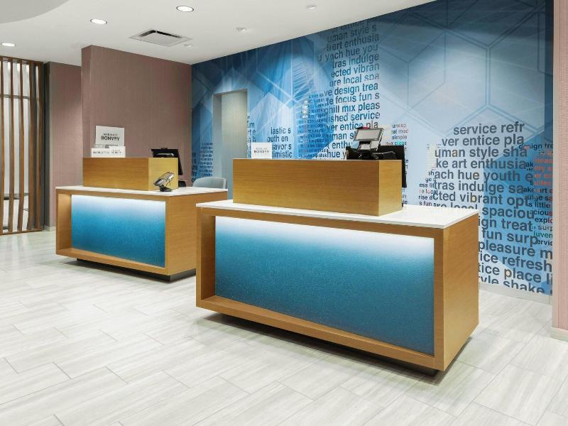 Springhill Suites Charlotte Airport Lake Pointe image