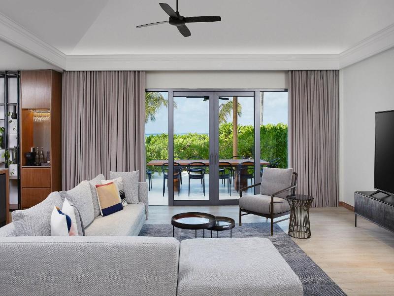 Le Meridien Maldives Resort & Spa image