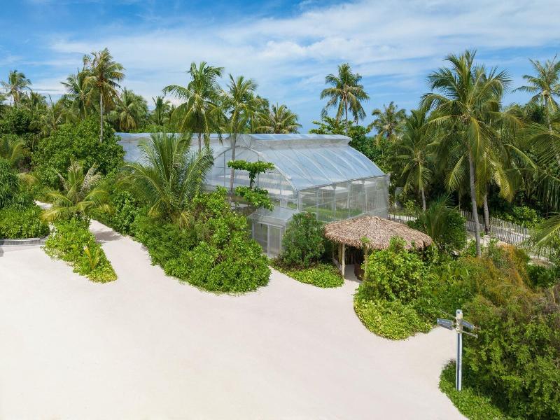 Le Meridien Maldives Resort & Spa image
