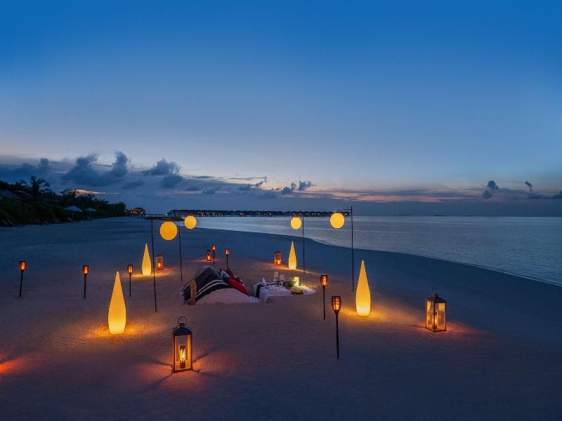 Le Meridien Maldives Resort & Spa image