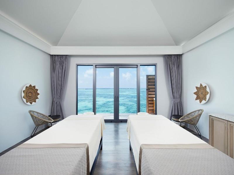 Le Meridien Maldives Resort & Spa image