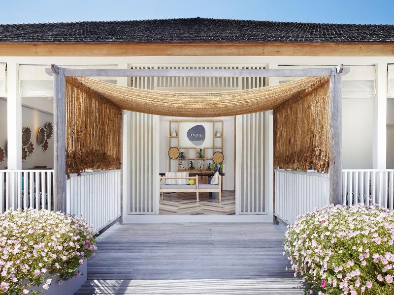 Le Meridien Maldives Resort & Spa image