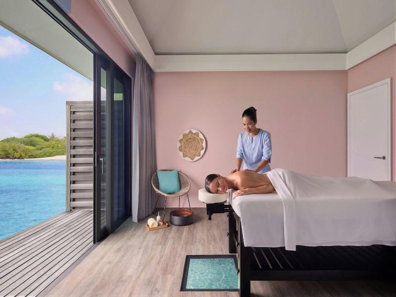 Le Meridien Maldives Resort & Spa image