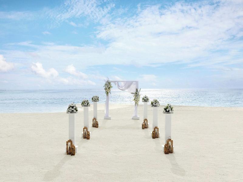 Le Meridien Maldives Resort & Spa image