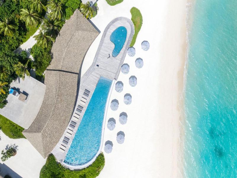 Le Meridien Maldives Resort & Spa image