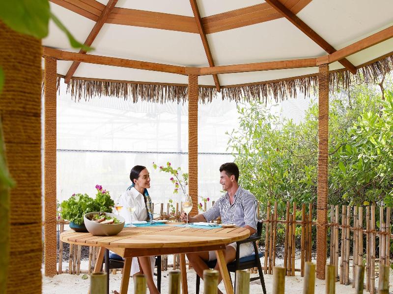 Le Meridien Maldives Resort & Spa image