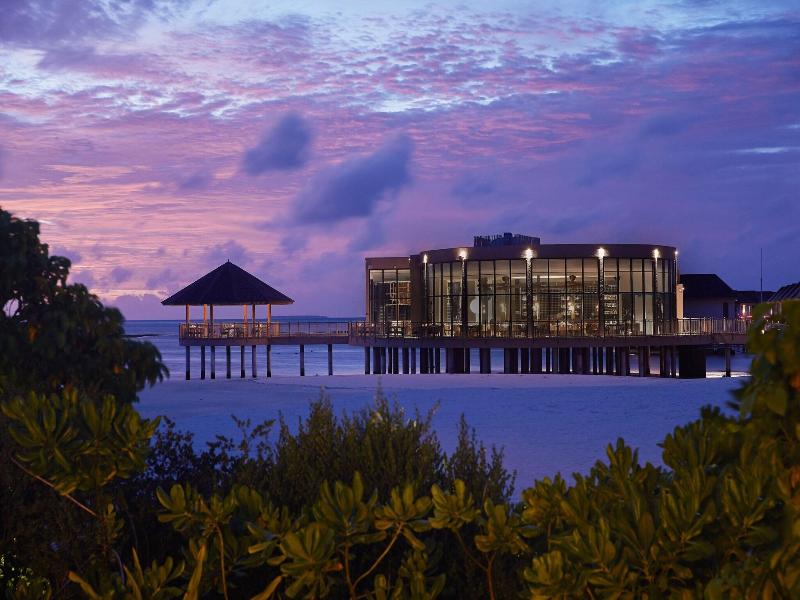 Le Meridien Maldives Resort & Spa image
