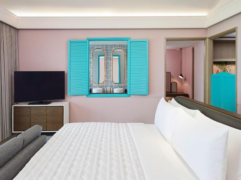 Le Meridien Maldives Resort & Spa image
