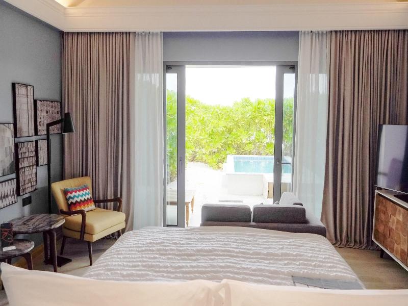 Le Meridien Maldives Resort & Spa image