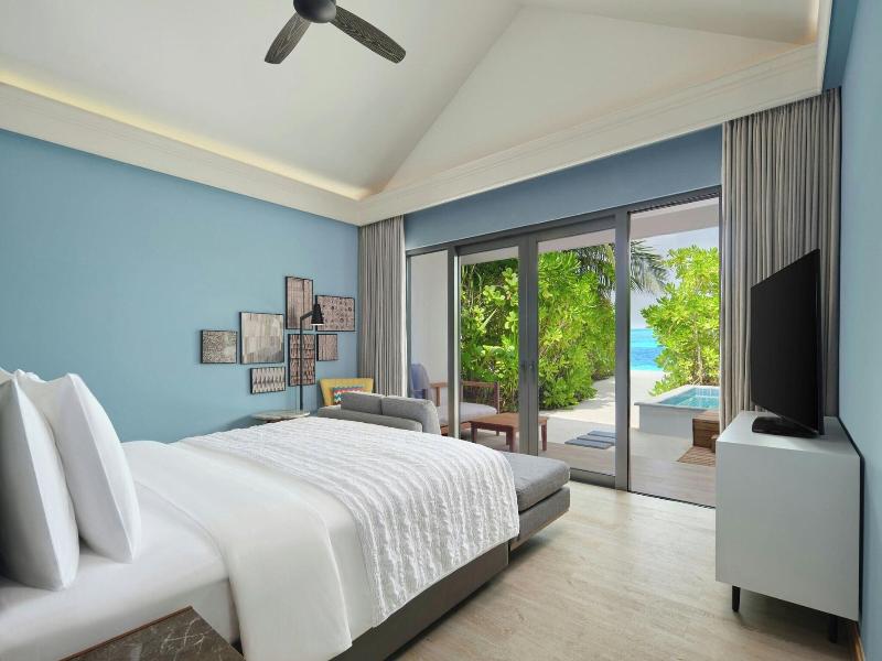 Le Meridien Maldives Resort & Spa image