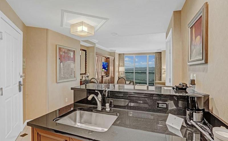 Mgm Vegas Signature Suites Collection image