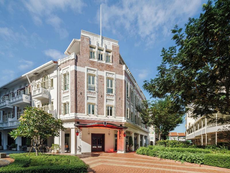 Maxwell Reserve Singapore, Autograph Collection image
