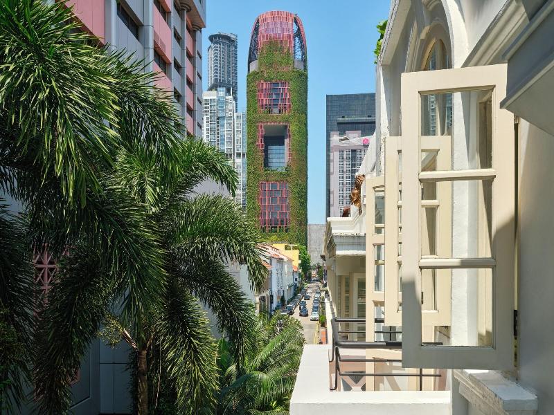 Maxwell Reserve Singapore, Autograph Collection image