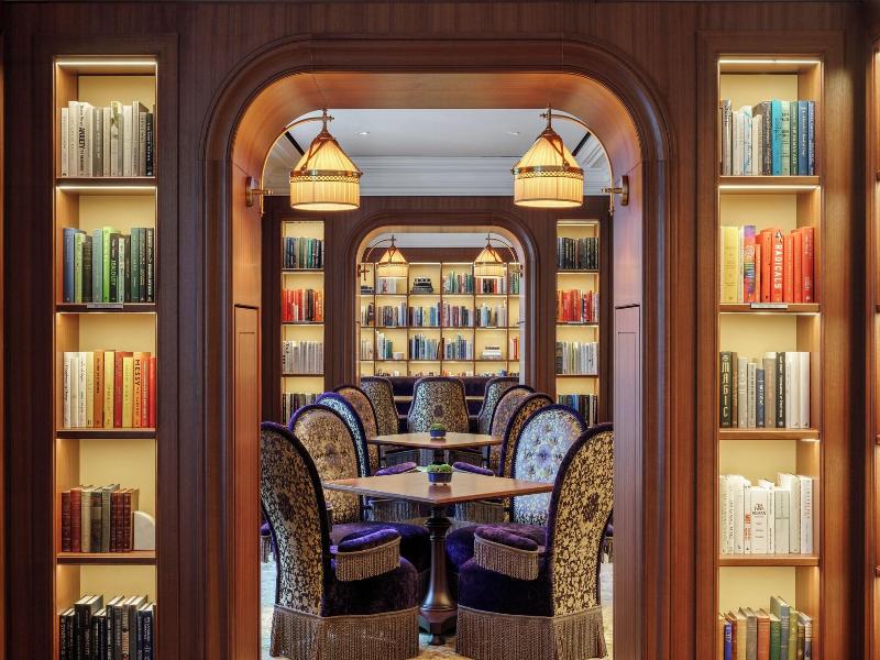 Maxwell Reserve Singapore, Autograph Collection image