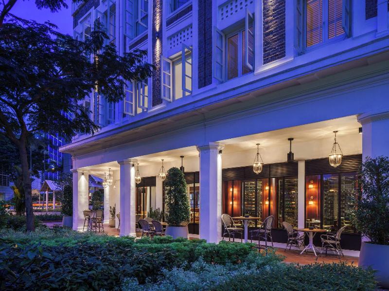 Maxwell Reserve Singapore, Autograph Collection image