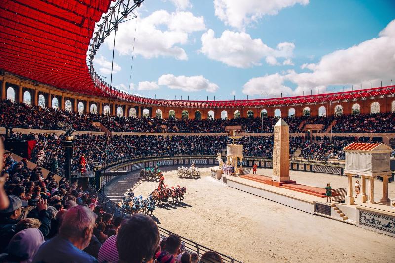 Puy Du Fou France Â€“ La Villa Gallo-romaine image