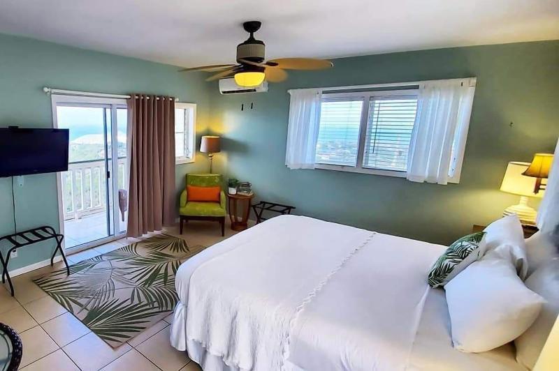 Island View Guesthouse image