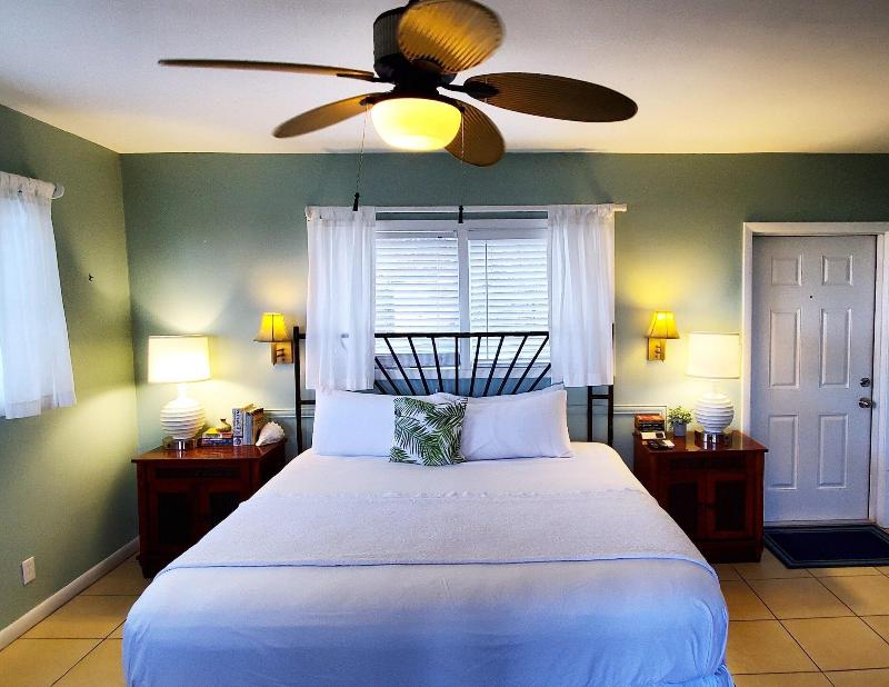 Island View Guesthouse image
