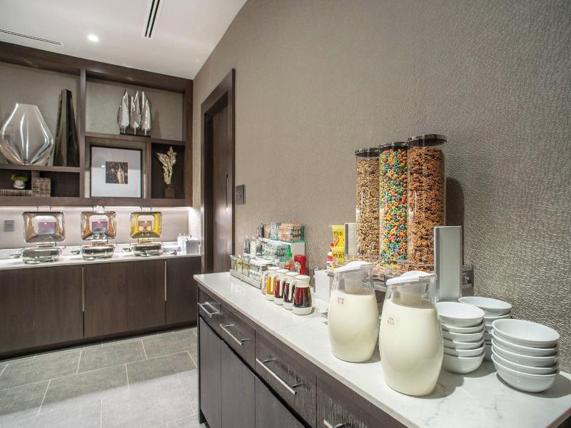 Residence Inn By Marriott Weehawken image