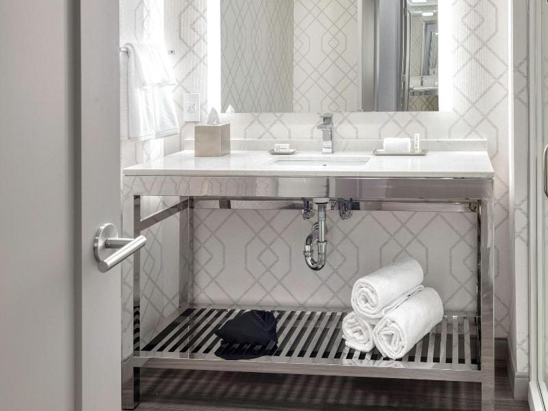 Residence Inn By Marriott Weehawken image