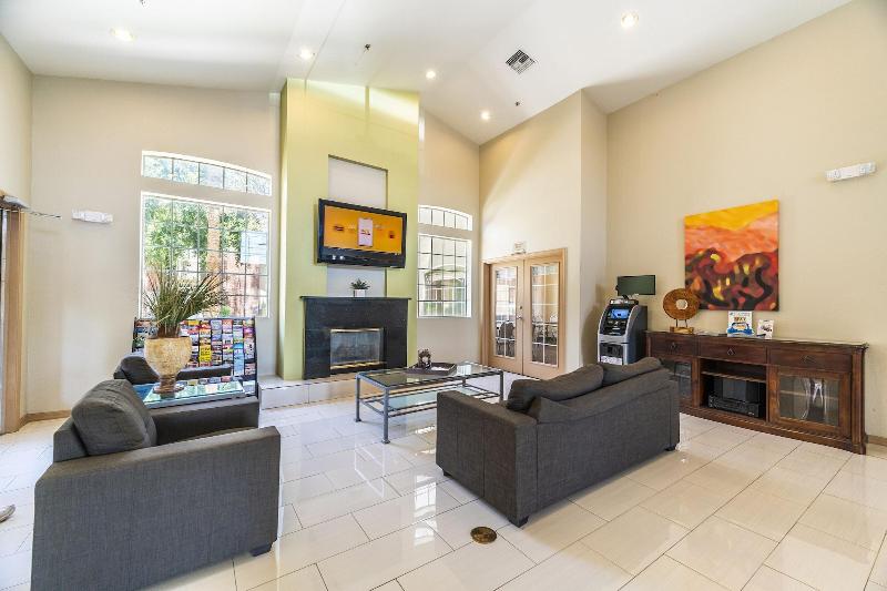 Metro Chandler Apartments — view
