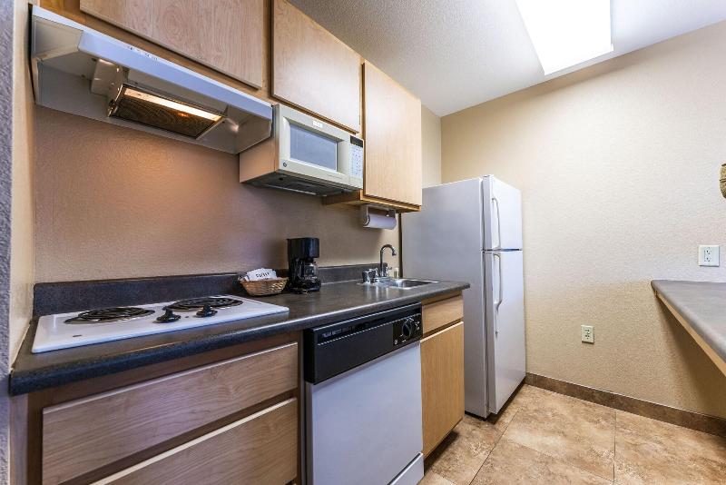 Metro Chandler Apartments image