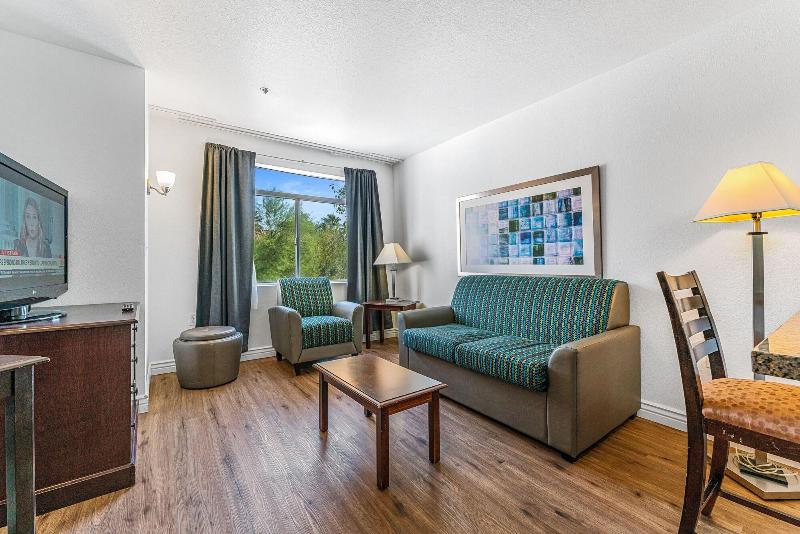 Metro Chandler Apartments image