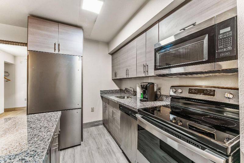 Metro Chandler Apartments image