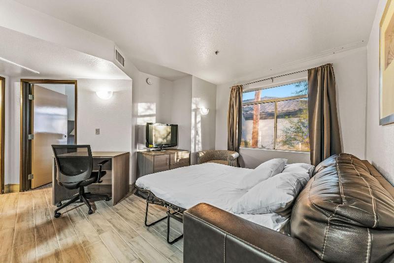 Metro Chandler Apartments image