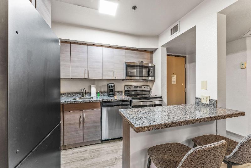Metro Chandler Apartments image