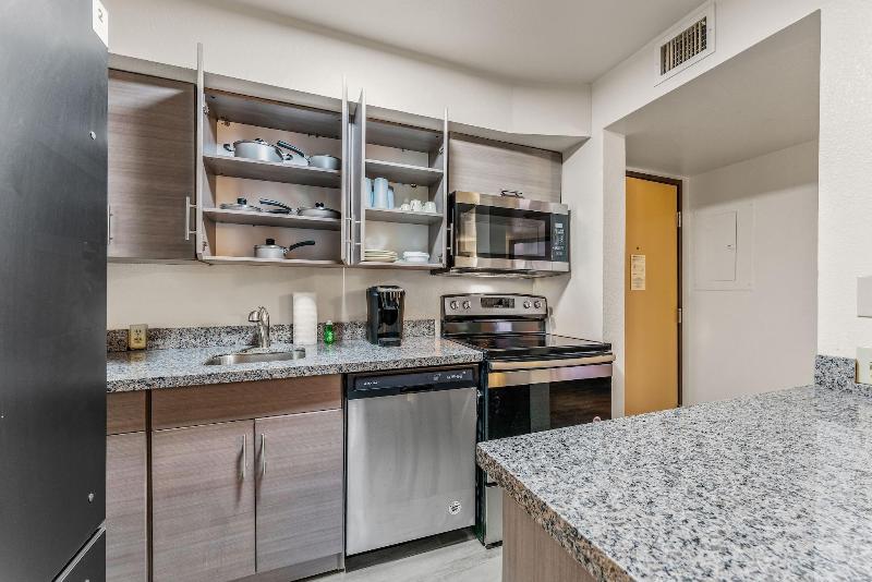 Metro Chandler Apartments image