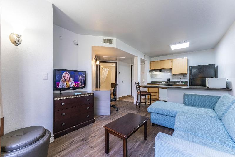 Metro Chandler Apartments image