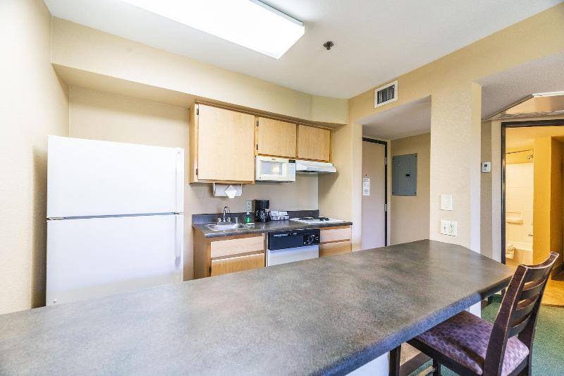Metro Chandler Apartments image