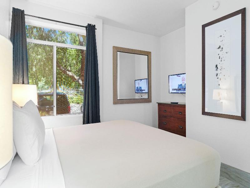 Metro Chandler Apartments image
