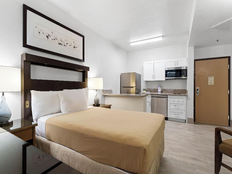 Metro Chandler Apartments image