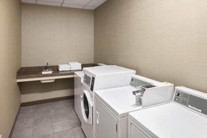 Fairfield Inn & Suites By Marriott West Kelowna image