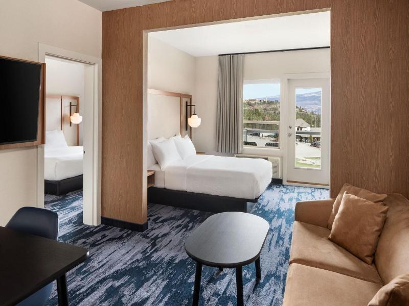 Fairfield Inn & Suites By Marriott West Kelowna image